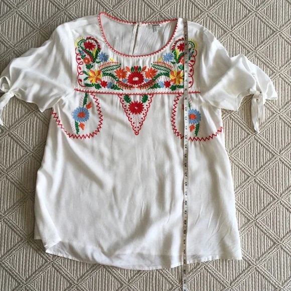 Jodifl embroidered boho hippie top. Small - Picture 4 of 8